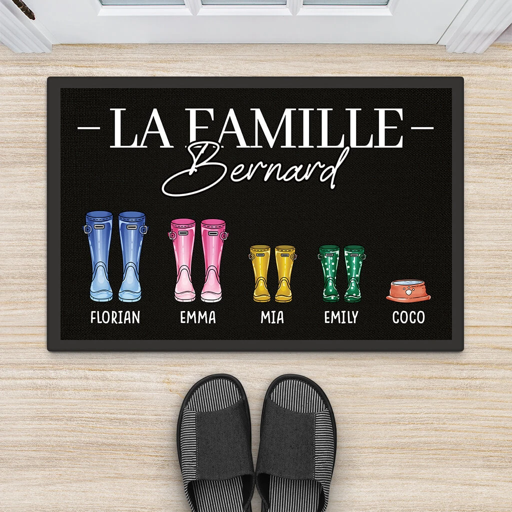 Famille Avec Des Bottes - Cadeau Personnalisé | Paillasson Pour Famille 2 Famille Avec Des Bottes - Cadeau Personnalisé | Paillasson Pour Famille – Image 2