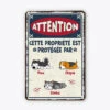 Cette Propriété Est Protégée Par ... - Cadeau Personnalisé | Plaque En Métal Pour Amoureux Des Chiens Et Chats -Vivelamode Soldes Magasin 2984EFR1 cette propriete est protegee par les chiens plaque personnalisable avec chien