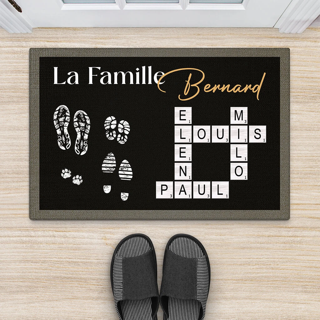 La Famille Avec Empreintes Et Mots Croisés - Cadeau Personnalisé | Paillasson Pour Famille 2 La Famille Avec Empreintes Et Mots Croisés - Cadeau Personnalisé | Paillasson Pour Famille – Image 2