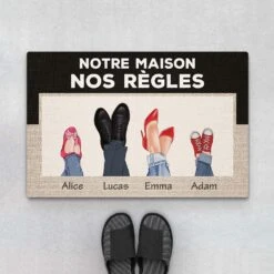 Notre Maison Nos Règles Version Chaussures - Cadeau Personnalisé | Paillasson Pour Famille