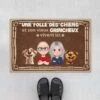 Une Folle Des Chiens Et Son Vieux Grincheux Version Vintage - Cadeau Personnalisé | Paillasson Pour Couple