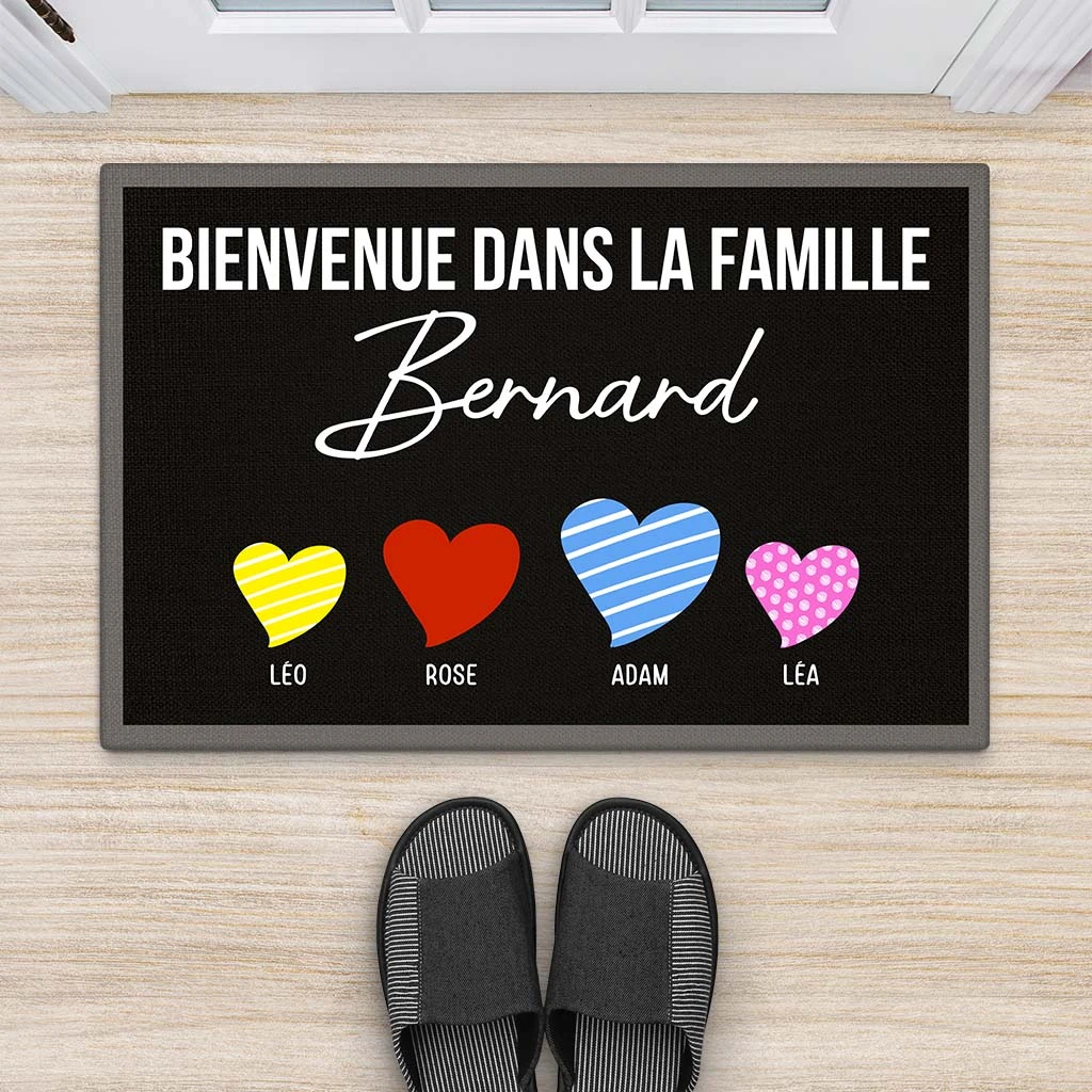 Paillasson Bienvenue À Famille Avec Cœur Coloré Personnalisé 2 Paillasson Bienvenue À Famille Avec Cœur Coloré Personnalisé – Image 2