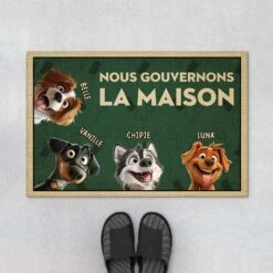 Les Chiens Gouvernent La Maison - Paillasson Chien Personnalisé