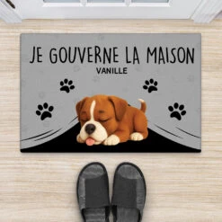Je Gouverne La Maison - Paillasson Personnalisé Chien